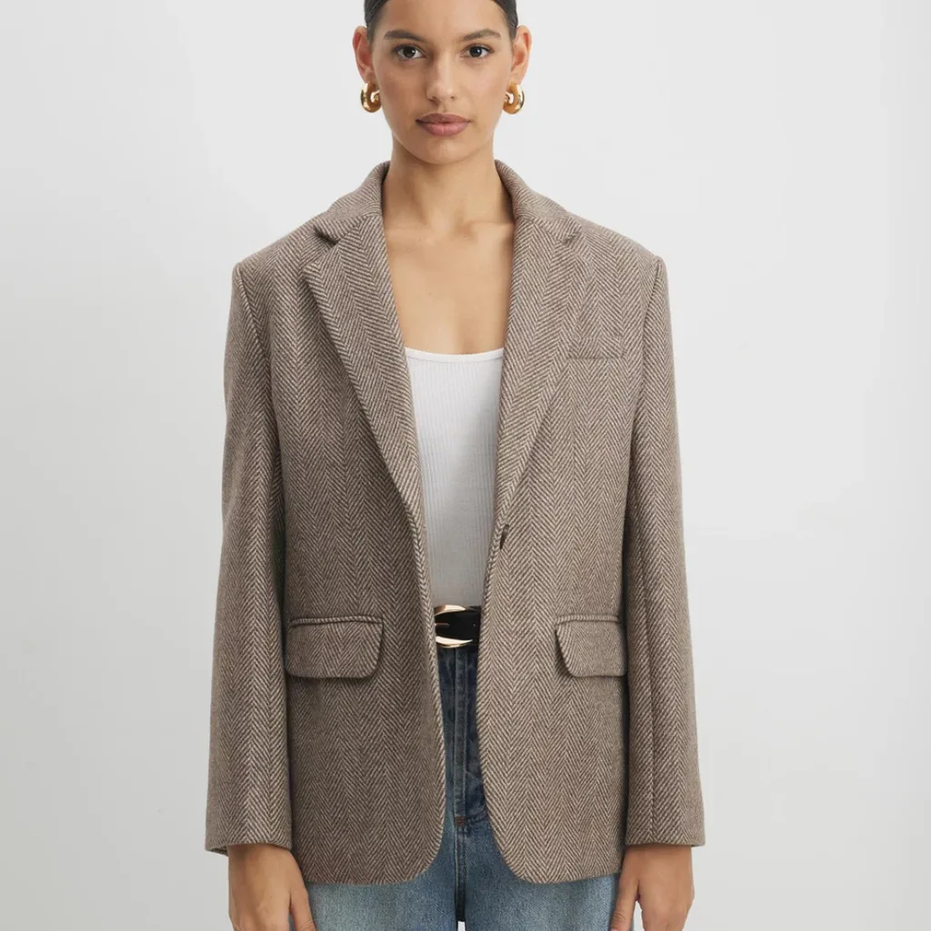 Aere blazer