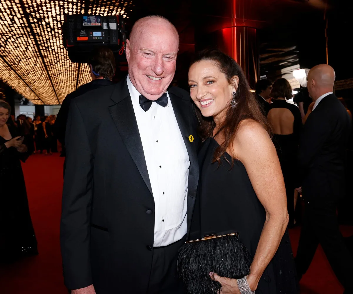 georgie parker and ray meagher logie 2024 red carpet