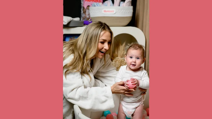 The Bachelor Australia star Anna Heinrich and her baby daughter Ruby.
