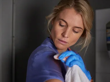 Home And Away spoilers: The Summer Bay doctor starts to act strangely at work