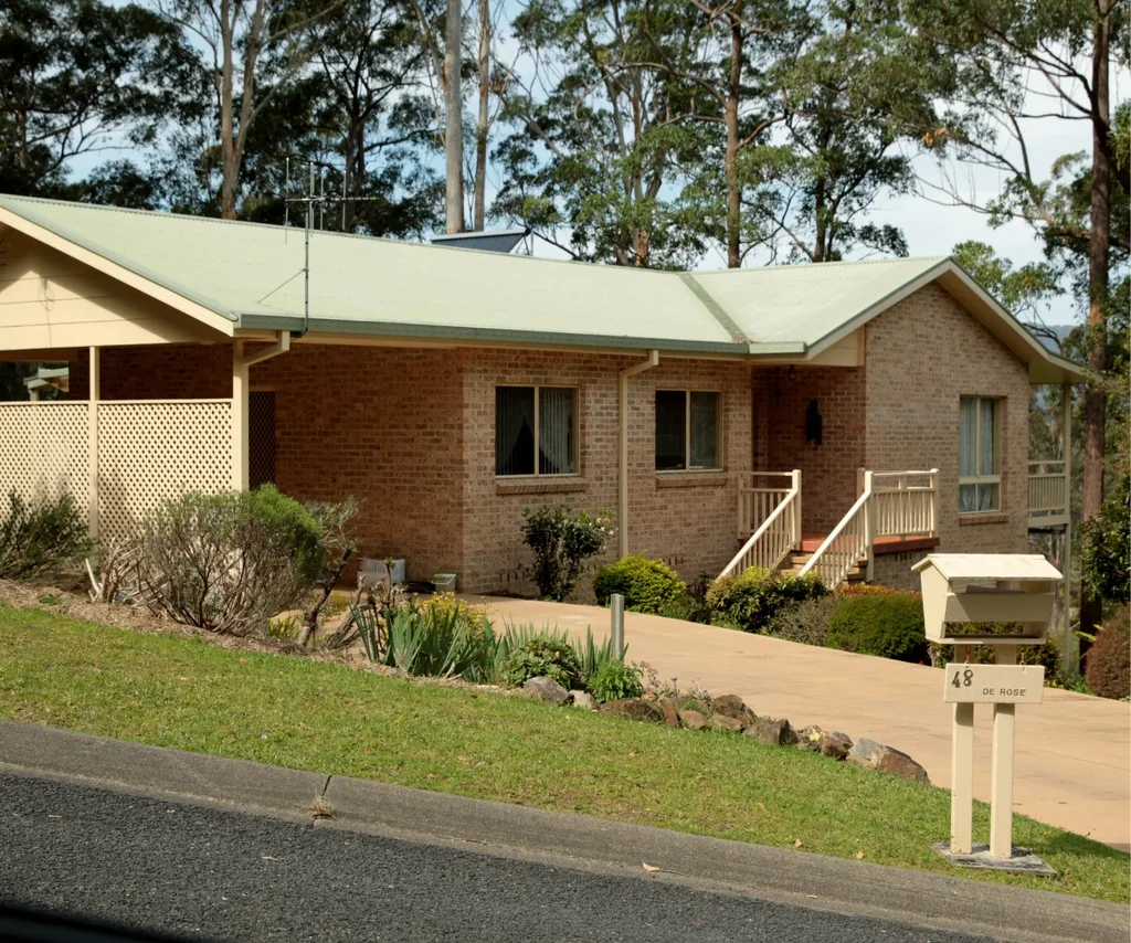 An image of a brown single story house where William Tyrrell went missing.