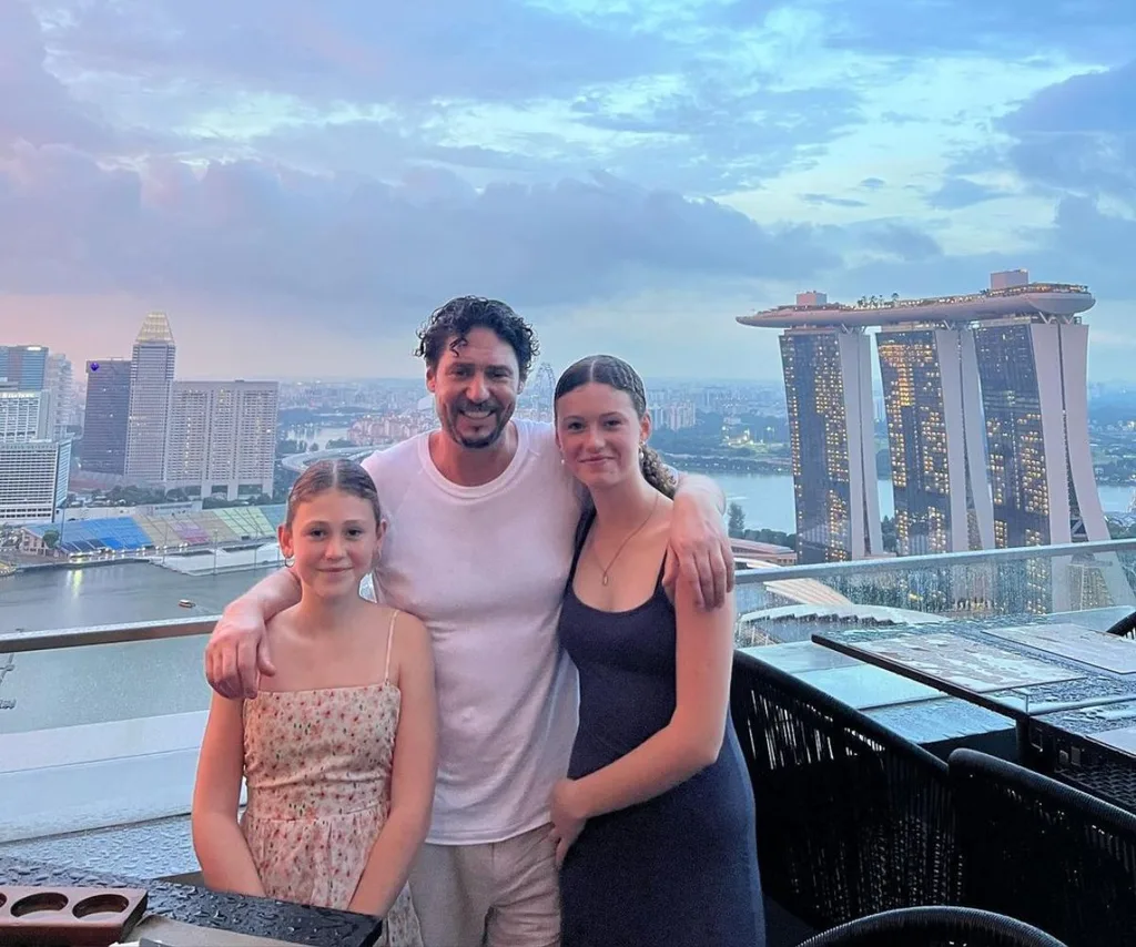 Colin Fassnidge with his two children, daughters Lily and Maeve.