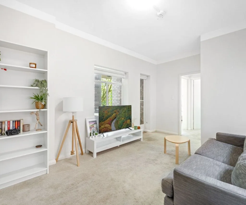 Isla Fisher's living room in her Sydney apartment.