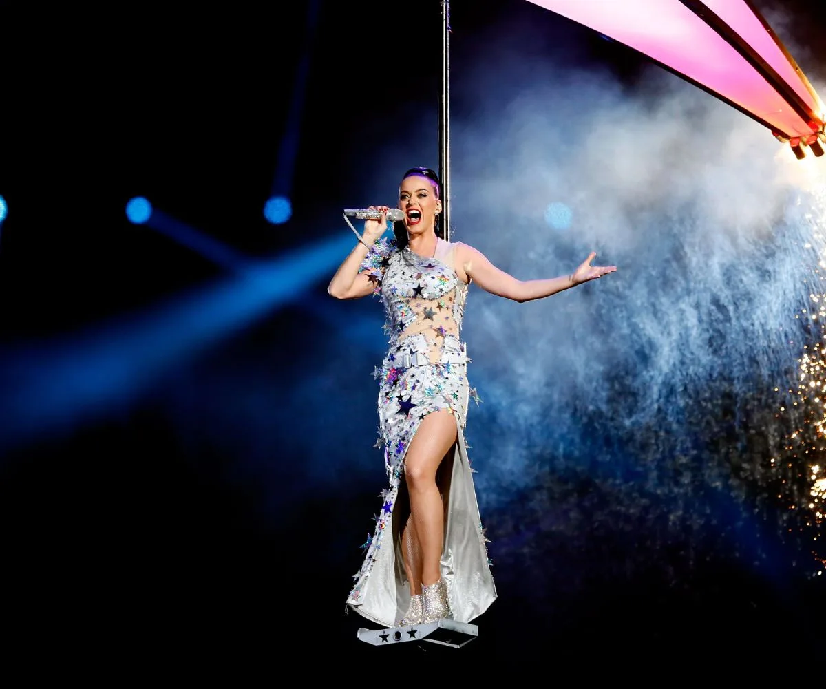 Katy Perry performing at the Superbowl in 2015.