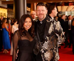 Manu Feildel and his wife
