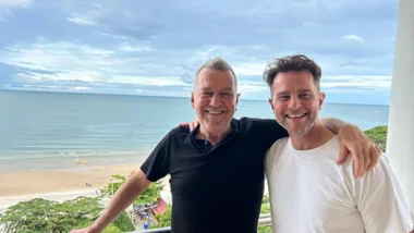 Jimmy Barnes and son David Campbell named ‘Australian Father of the Year’ 