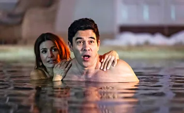 Justin and Leah are surprised when they're caught naked in their hotel's pool!