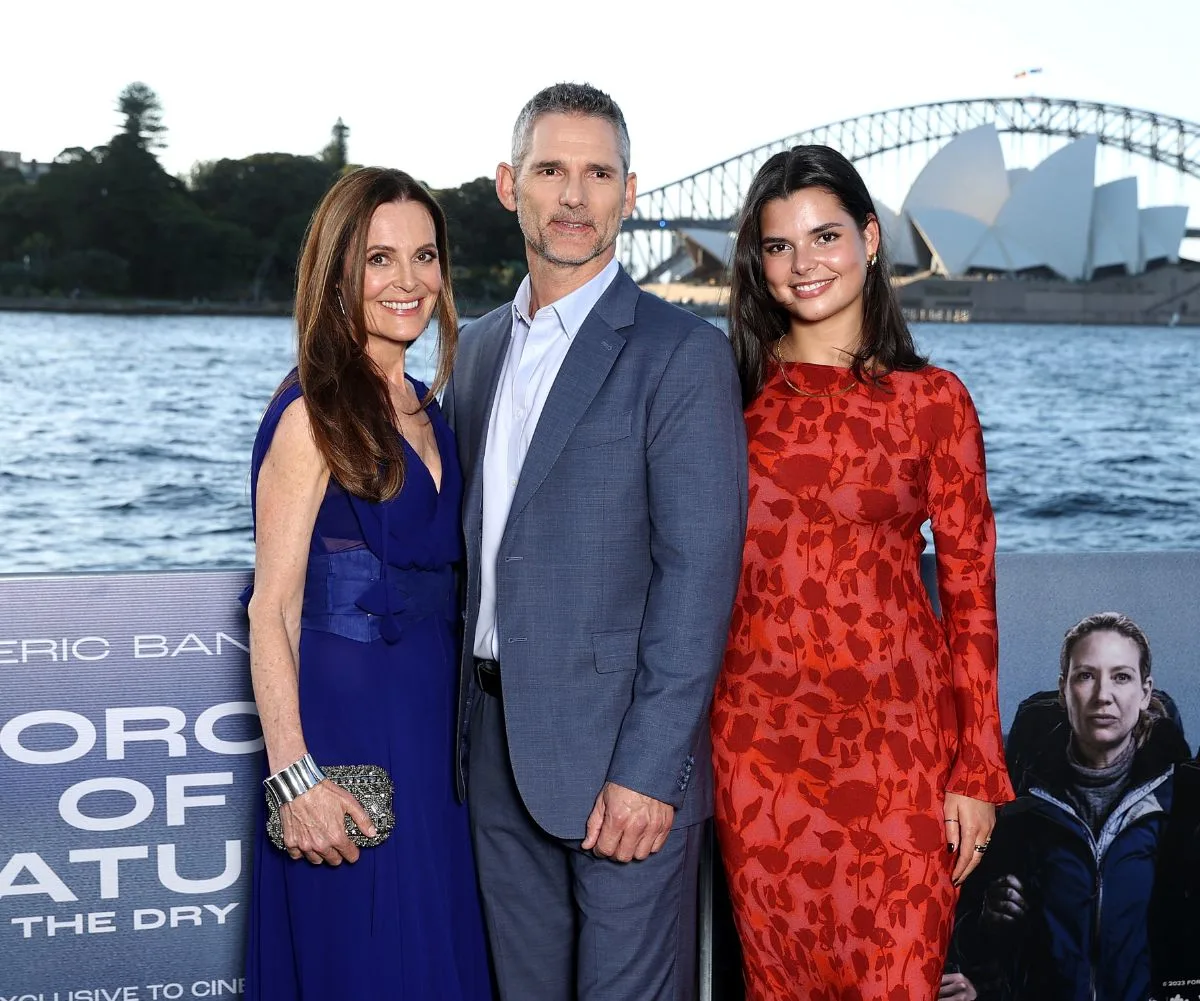 Eric Bana with his wife and daughter.