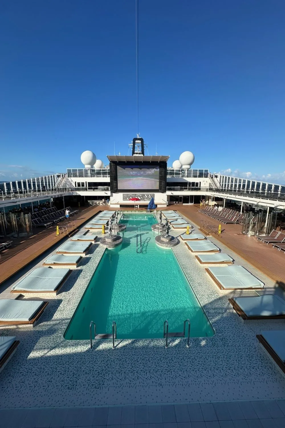 Bahamas Pool Cruise Ship