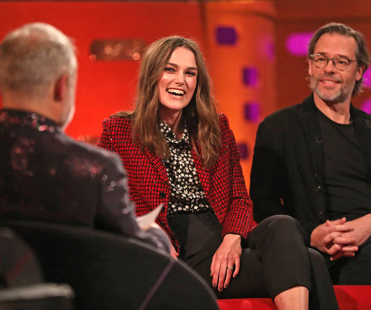 Keira Knightley and Guy Pearce being interviewed on Graham Norton's show.