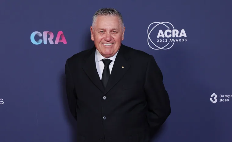 2GB radio host Ray Hadley has announced his retirement after over 40 years