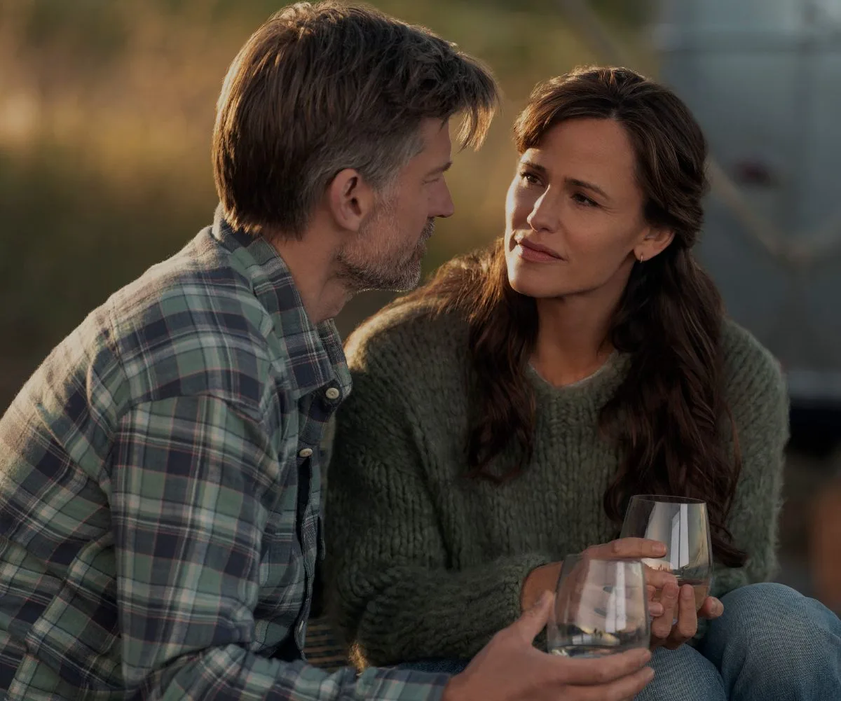 Jennifer Garner and Nikolaj Coster-Waldau in The Last Thing He Told Me