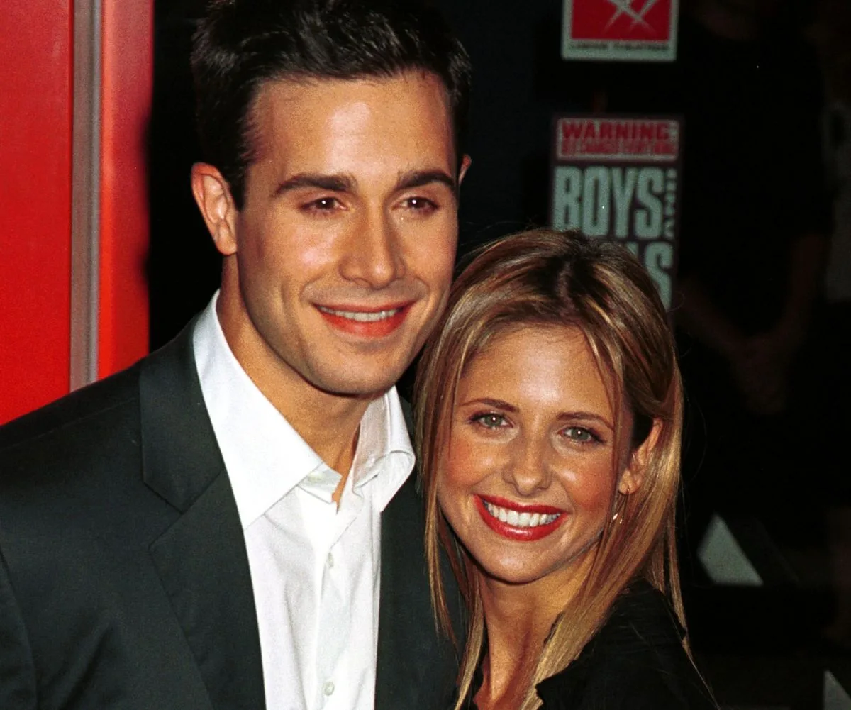 Young Sarah Michelle Gellar and Freddie Prinze Jr.