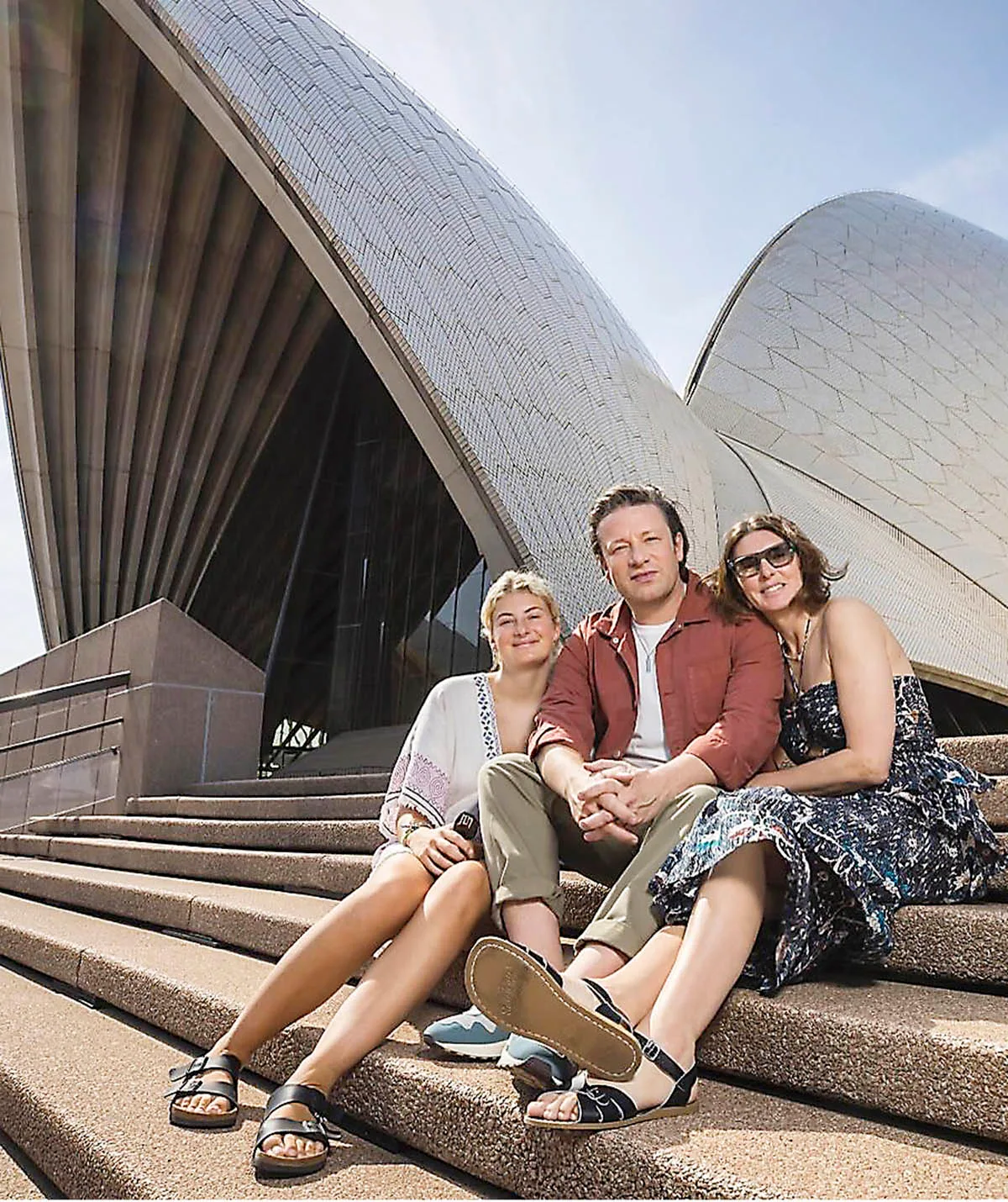 Jamie, Jools and daughter Poppy.