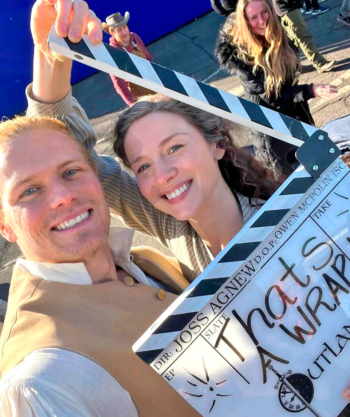 sam heughan outlander actor caitriona balfe