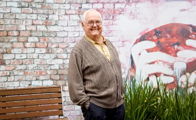 “I’m so lucky”: Beloved Neighbours star Ian Smith shares good news amidst cancer diagnosis