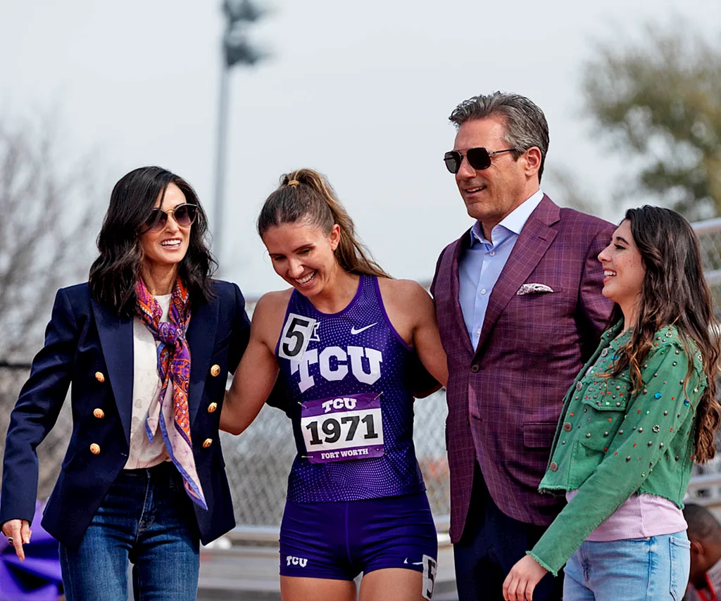 JON-HAMM-CAMI-DEMI-MOORE-DAUGHTERS-DANI-RAEN-AND-KYLIE-RODRIGUEZ-