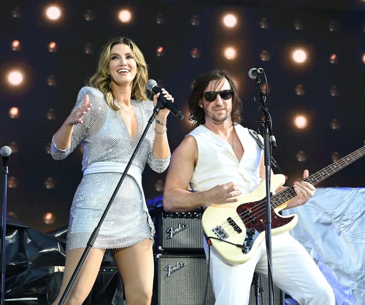 delta goodrem performing