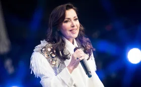 Tina Arena announces new Australia tour dates after a world tour cancellation: Behind her health scare