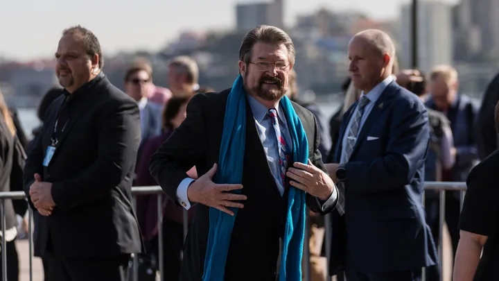 Media personality, Derryn Hinch hospitalised for treatment of  heart condition