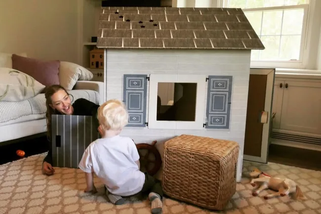 Amanda Seyfried and her son