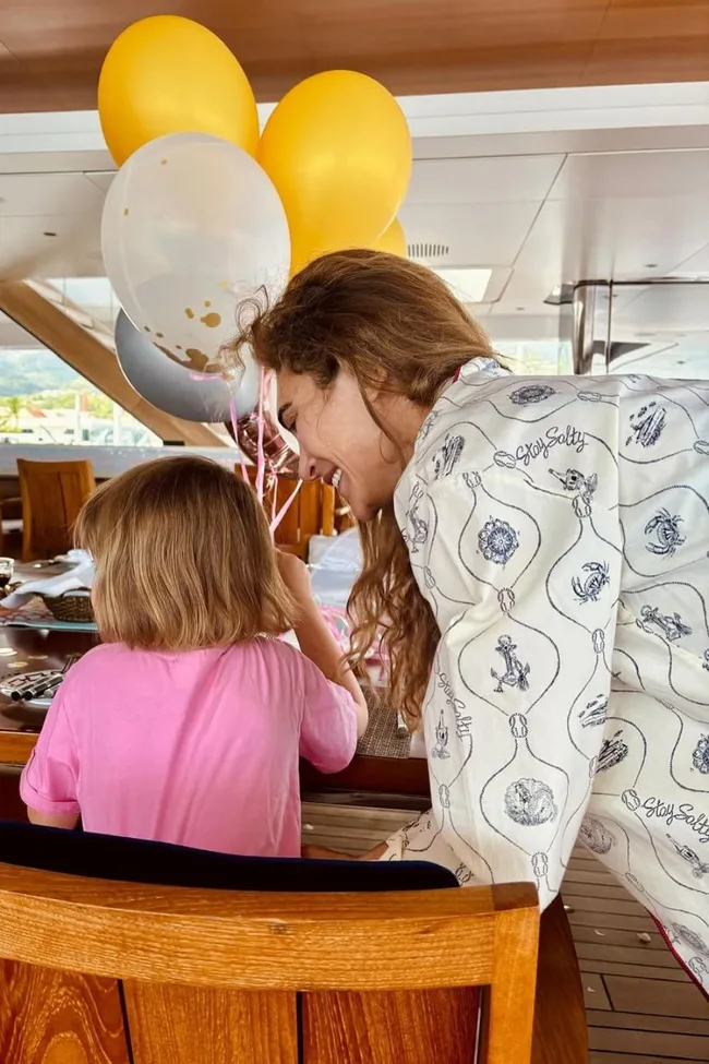 Ayda Field and daughter