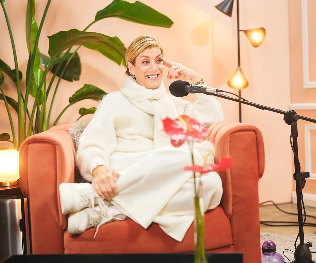 Kate Walsh stars in ABC series, Optics.