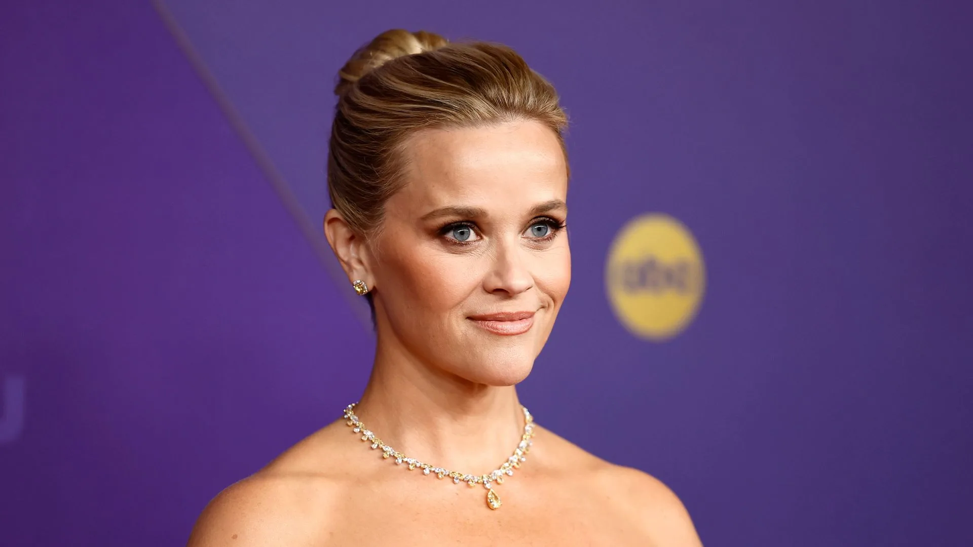 Reese Witherspoon jewellery