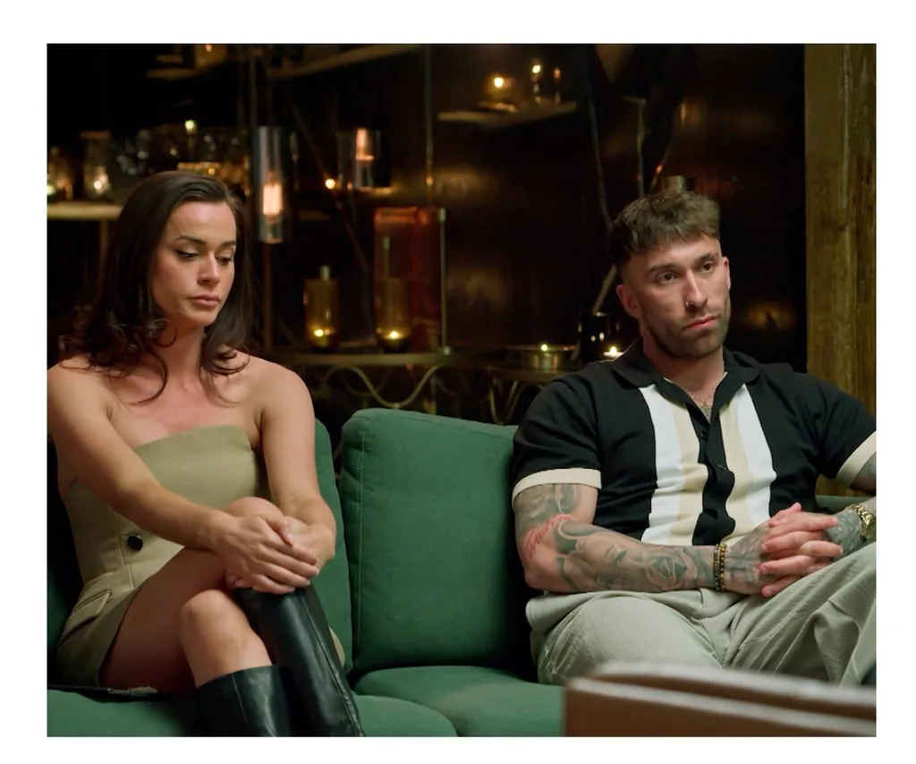 Sierah and Billy sit on the couch for their final commitment ceremony