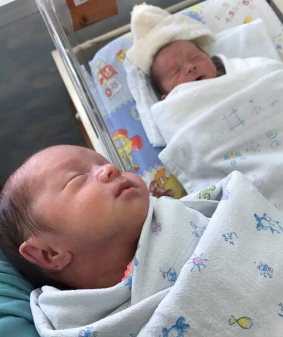 Julian and Iris in Bangkok hospital. Image: Supplied)