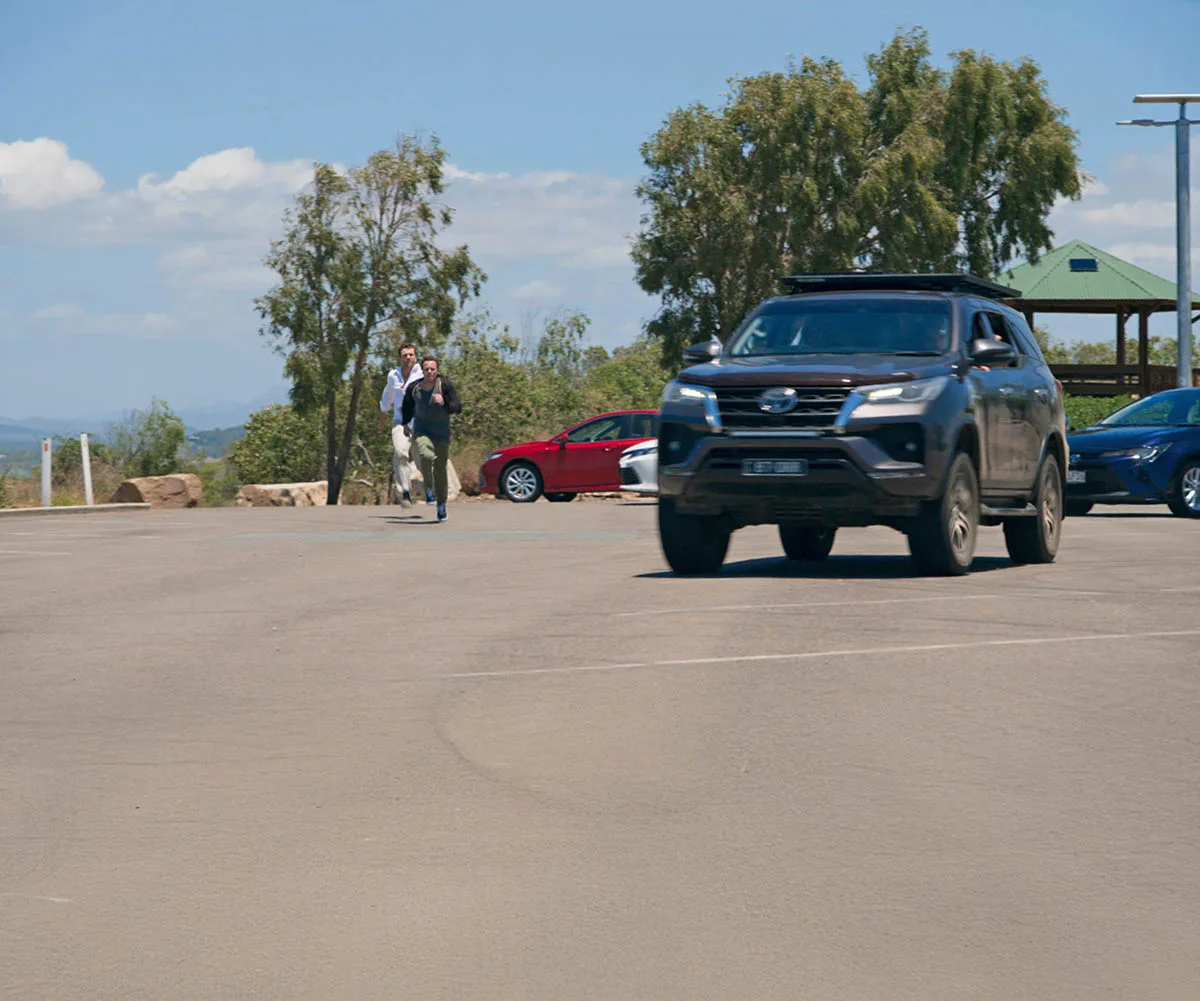 Dean and Levi try to chase the car which has Ziggy and Mack inside.