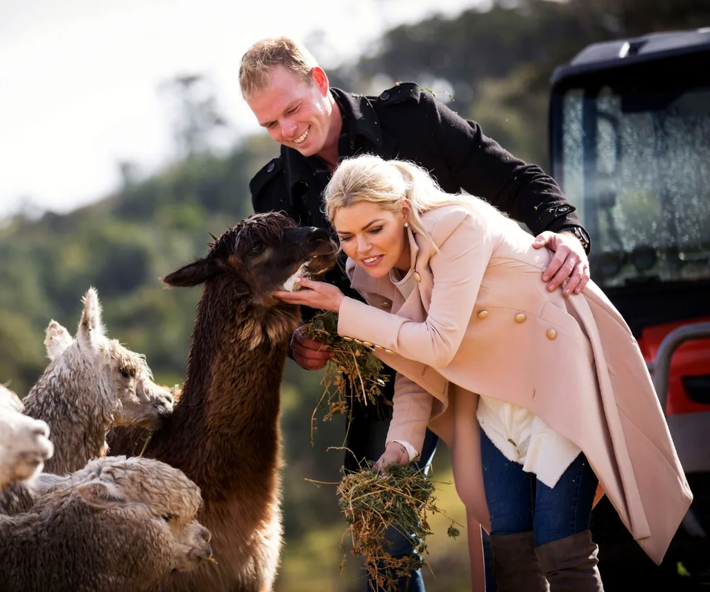 Jarrod with The Bachelorette, Sophie Monk in 2017.