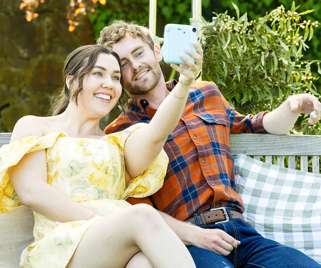 Farmer Jack and one of his ladies pose for a selfie together during the speed dates.