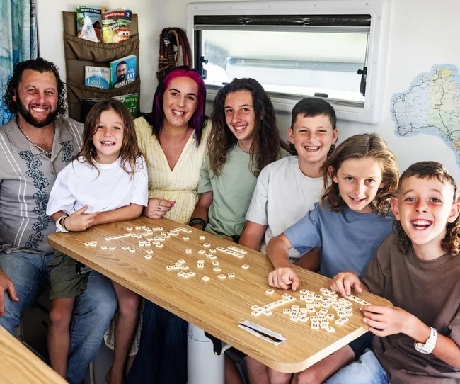 parental guidance contestants families 2025