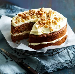 Carrot cake with cream cheese frosting