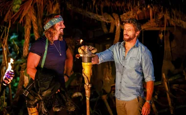 Jonathan LaPaglia passes the torch to new Australian Survivor host, David Genat.