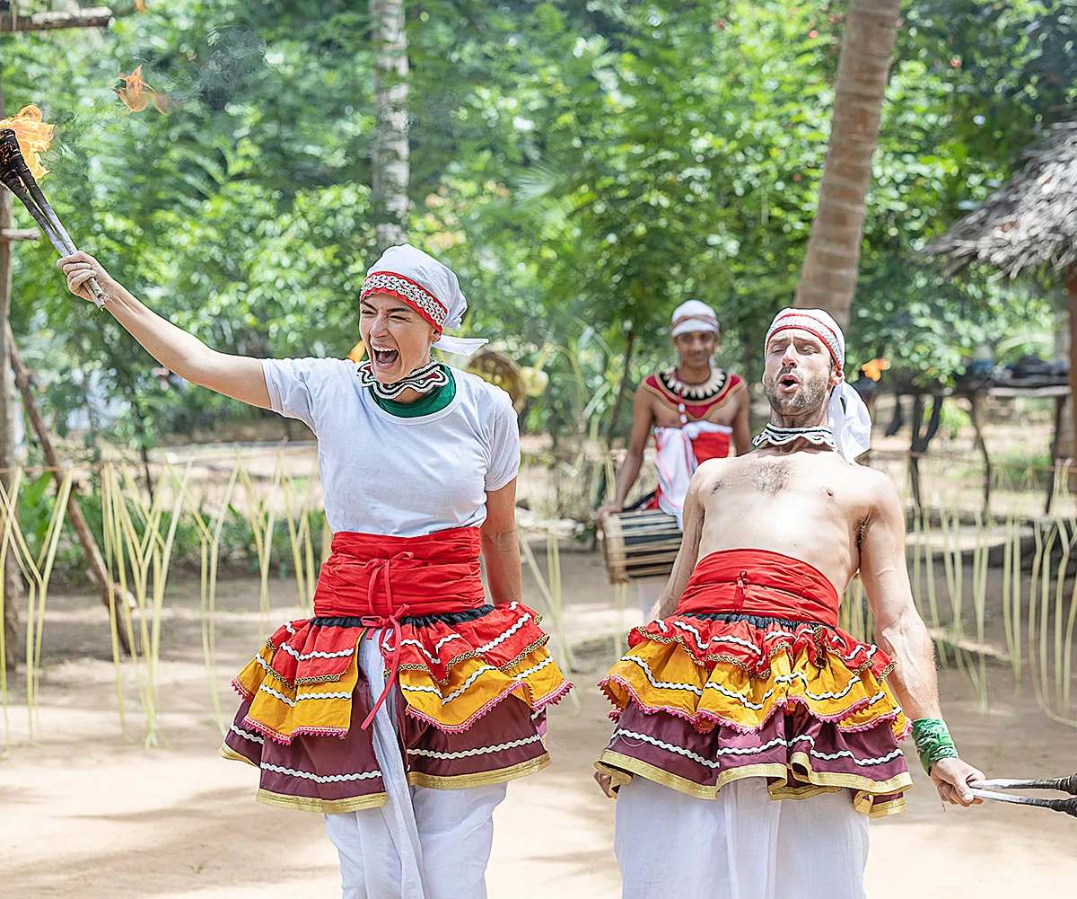 Aesha Scott and her partner Scott on The Amazing Race: Celebrity Edition.