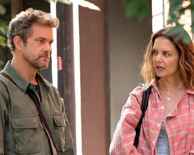 : Katie Holmes and Joshua Jackson are seen on the set of "Happy Hours"