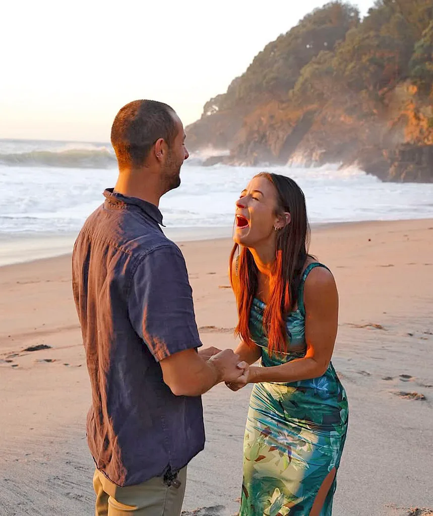 Scott proposed to Aesha Scott on the beach.