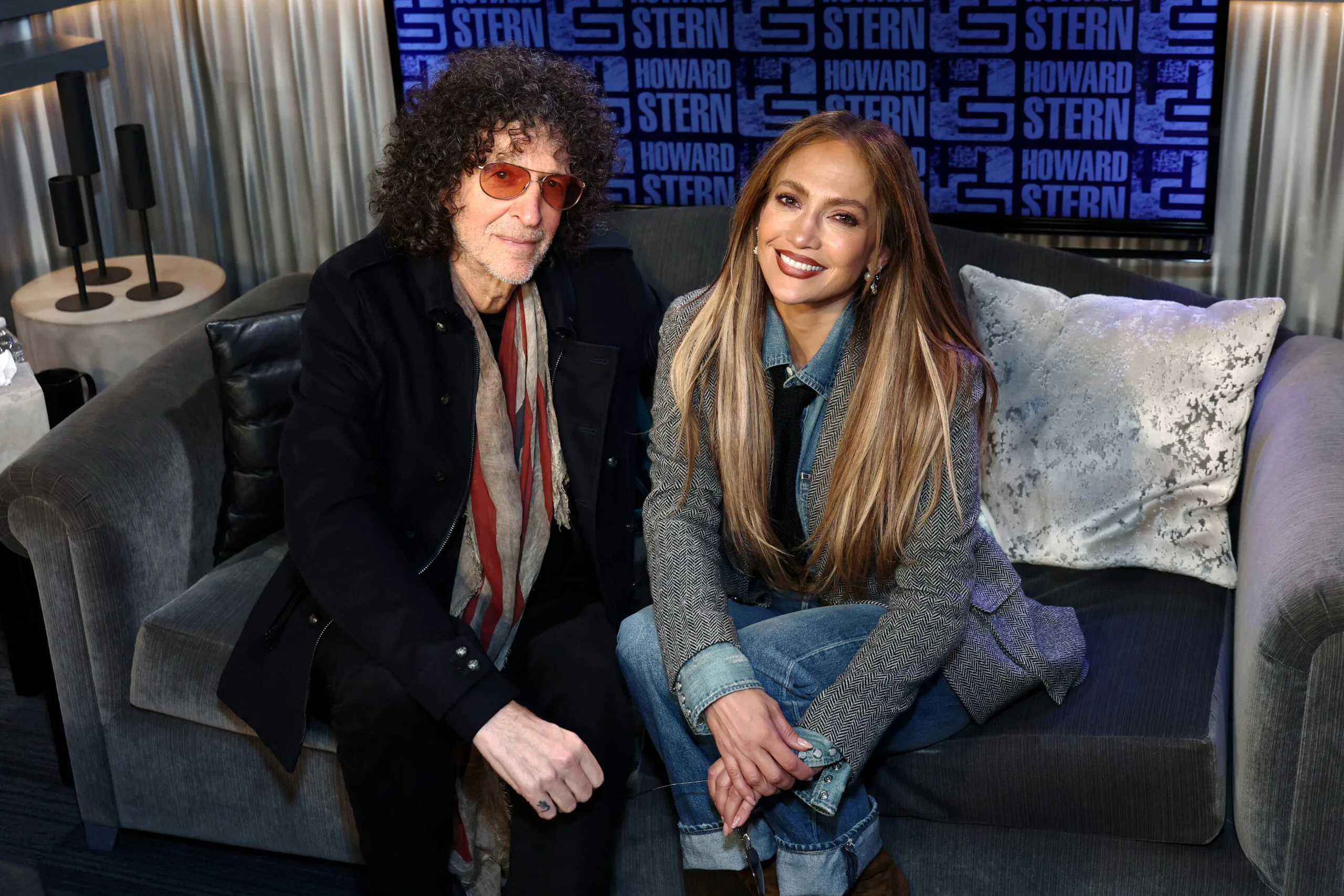  Howard Stern poses for a photo with Jennifer Lopez during her appearance on SiriusXM's 'The Howard Stern Show' at SiriusXM Studios on October 15, 2025 in New York City.  