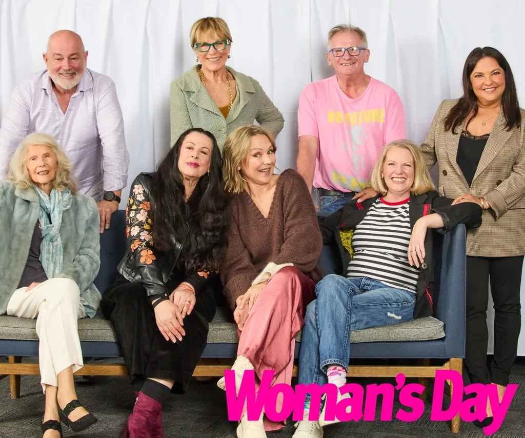 The Neighbours cast reunite