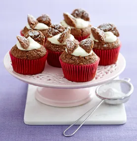 Mocha butterfly cakes