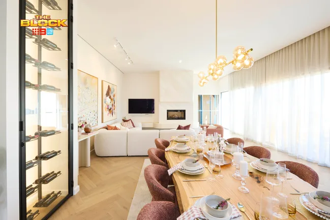 Week 5 Living and Dining - H2 Han and Can