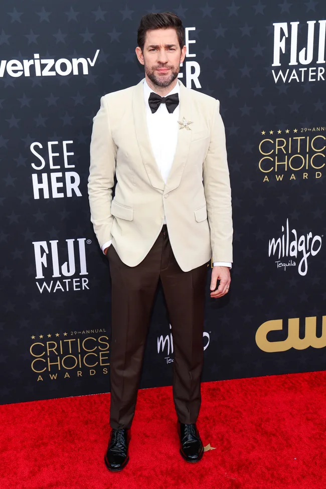 LOS ANGELES, CALIFORNIA - JANUARY 14: John Krasinski with FIJI Water at The 29th Annual Critics Choice Awards on January 14, 2024 in Los Angeles, California. (Photo by Phillip Faraone/Getty Images for FIJI Water)
