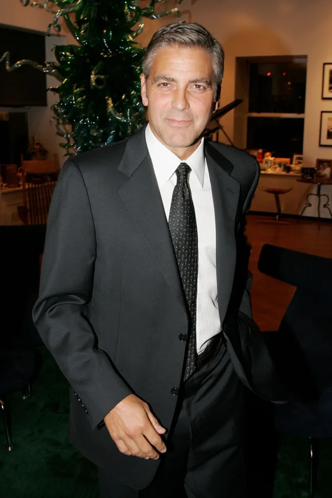 NEW YORK - SEPTEMBER 13: Actor George Clooney attends a dinner hosted by the Save Darfur Coalition September 13, 2006 in New York City. (Photo by Bryan Bedder/Getty Images)