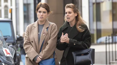 Forensic lip reader reveals what Princesses Beatrice and Eugenie really said about their disgraced parents during public “crisis meeting”