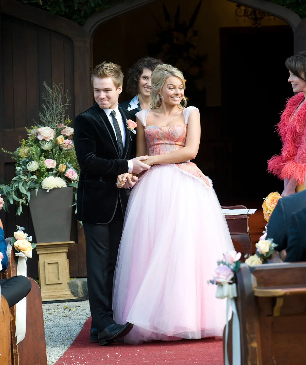 Ringo and Donna get marred on Neighbours!