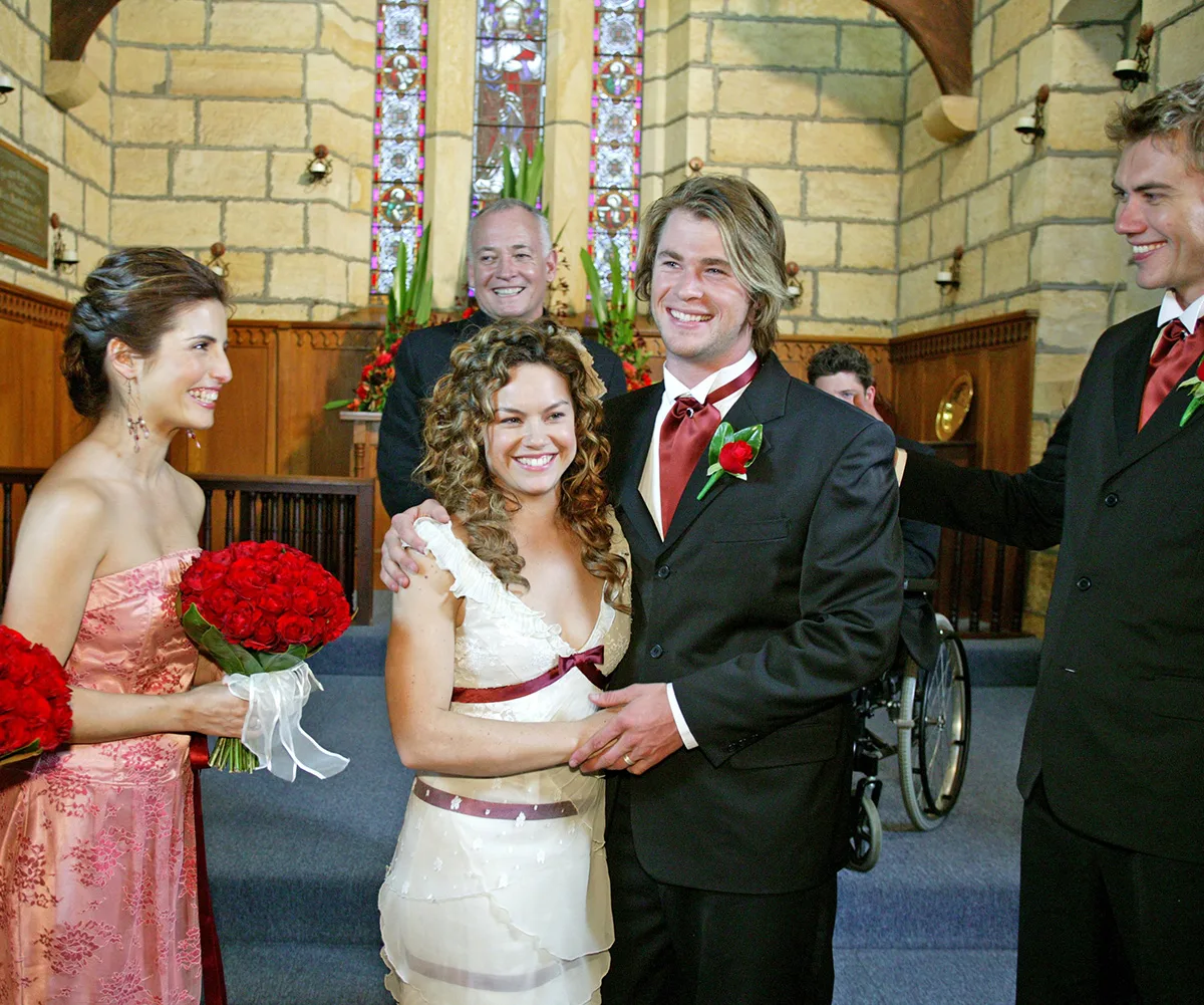 Rachel and Kim marry in Home and Away wedding 2006.