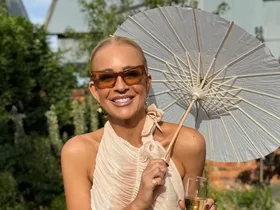 Carrie Bickmore wedding snaps send social media wild