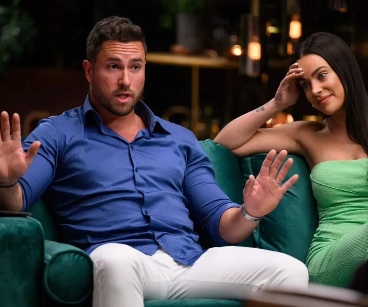MAFS experts call out Harrison's bad behaviour at a Commitment Ceremony as he and wife Bronte are on the couch.